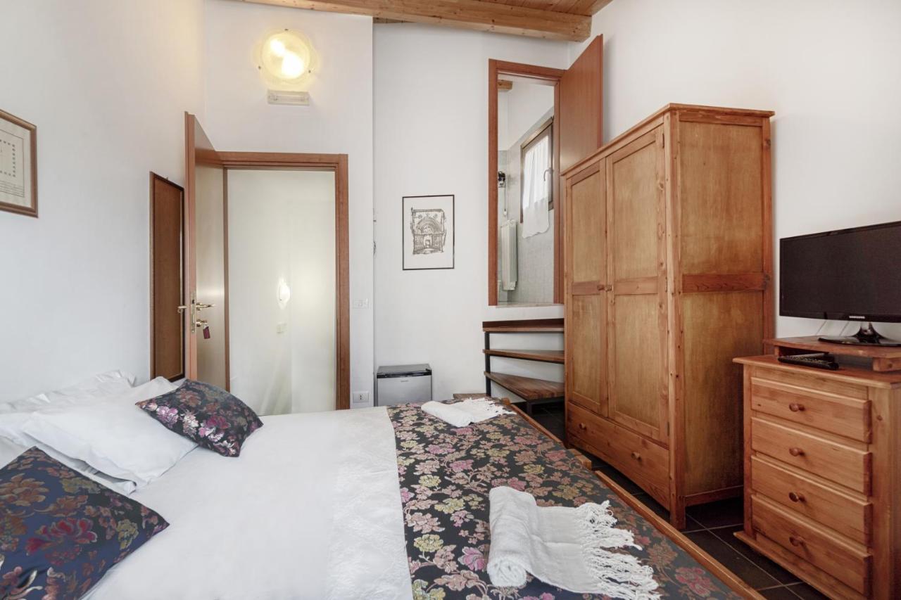 Locanda La Meridiana Рагуза Екстериор снимка
